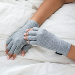 Charger l'image dans la galerie, BioAktiv Bambus Handschuhe
